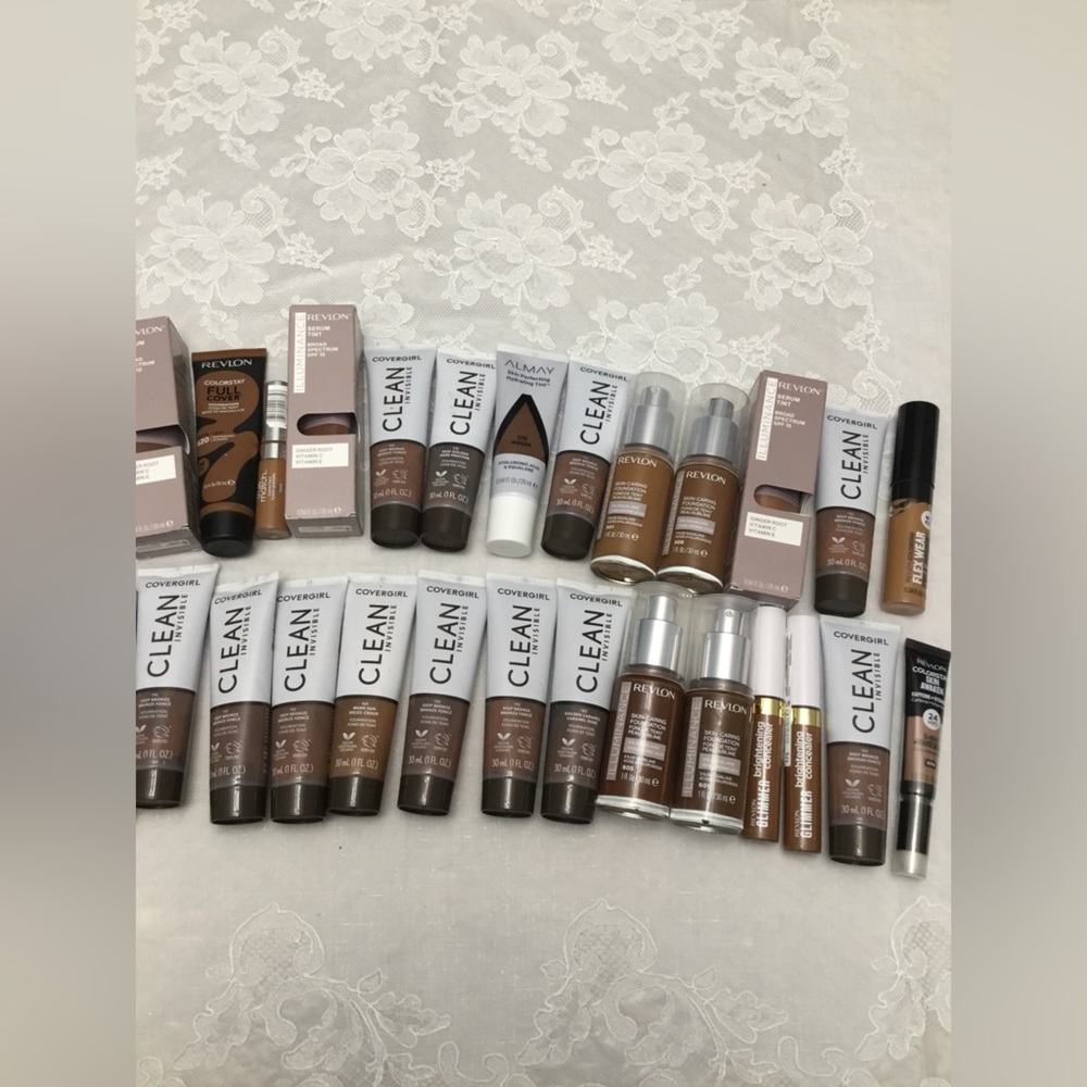 Assorted Foundation and Concealer Collection - Picture 3 of 5